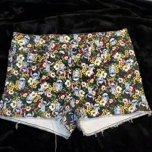 DISNEY Stitch Shorts / Size 15
